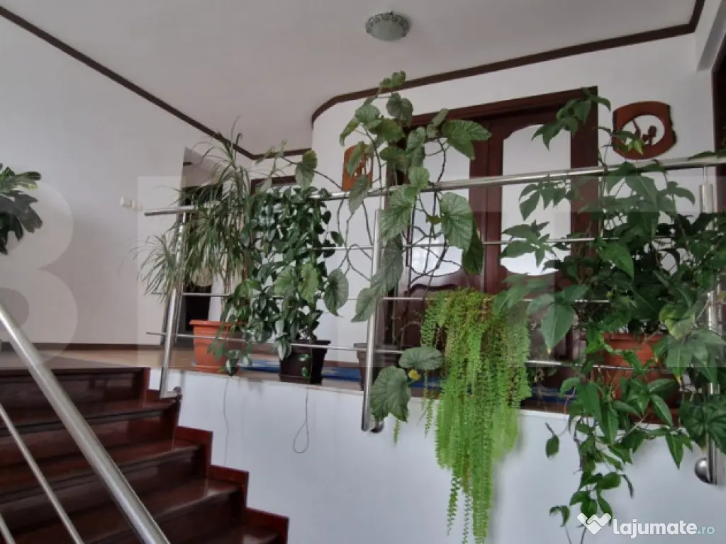 Casa individuala P+M, 200mp , teren 486 mp, Simnicul de Jos 