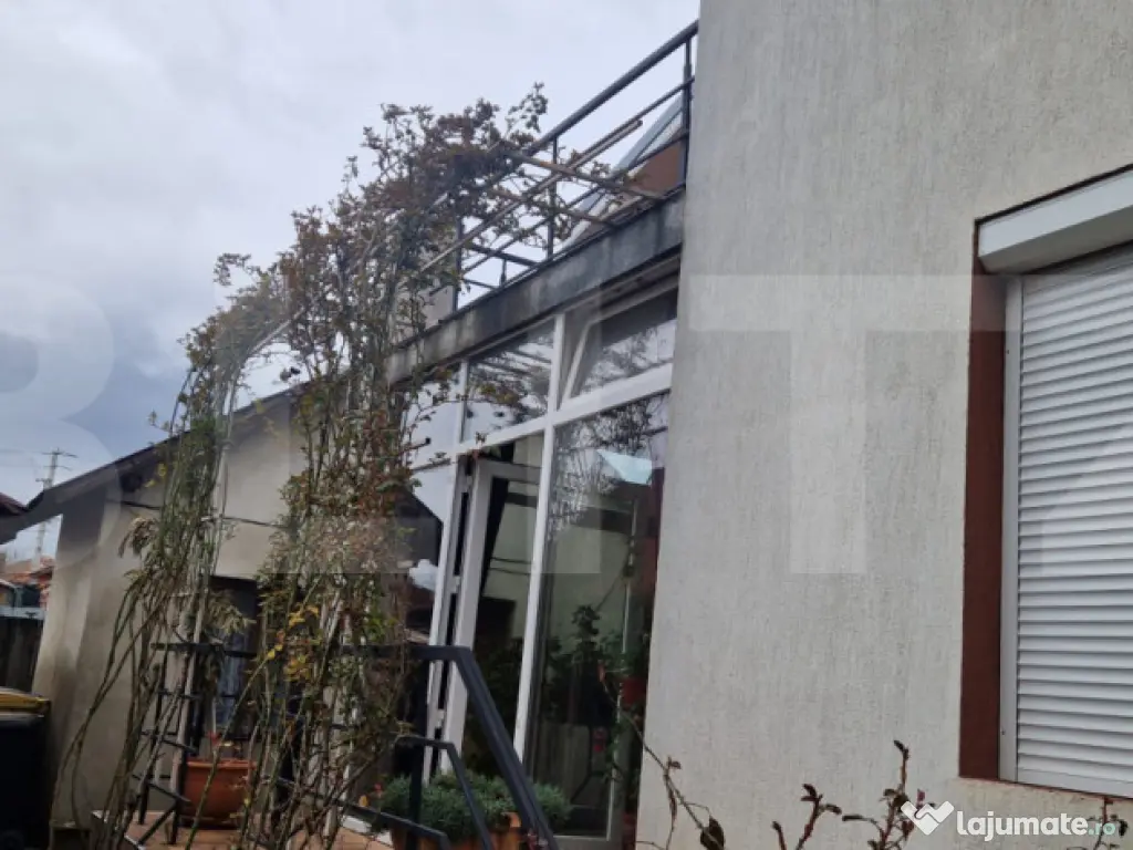 Casa individuala P+M, 200mp , teren 486 mp, Simnicul de Jos 