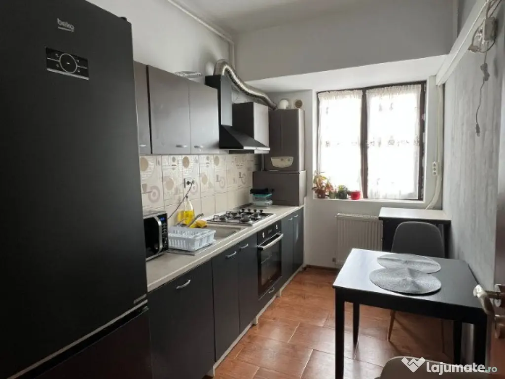 Inchiriez apartament cu 2 camere, Lujerului, 5 minute de metrou 