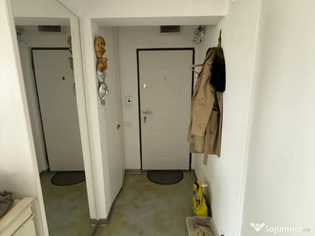 ULTRACENTRAL – 2 camere decomandat, 2 logii, vedere superb 