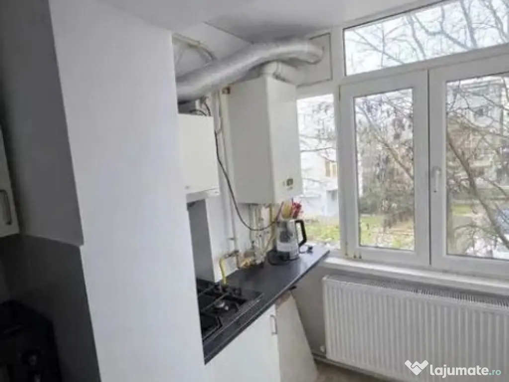 De vanzare apartament cu 2 camere Siderurgistilor Vest 