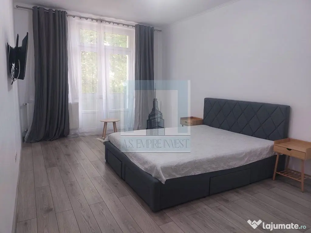 Garsonieră decomandată -zona Spital Județean