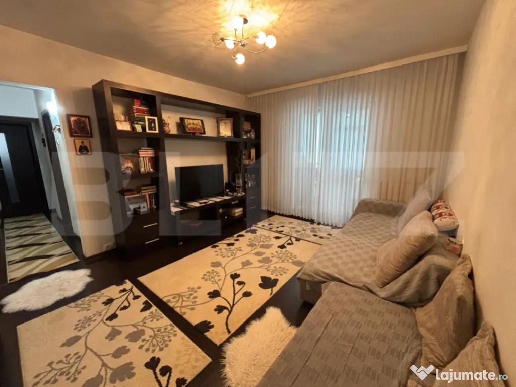 Apartament 3 camere, 53 mp, zona Dacia