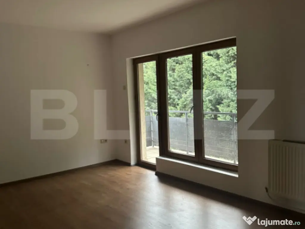 Apartament 3 camere,114 m,2 bai,3 terase,semicentral