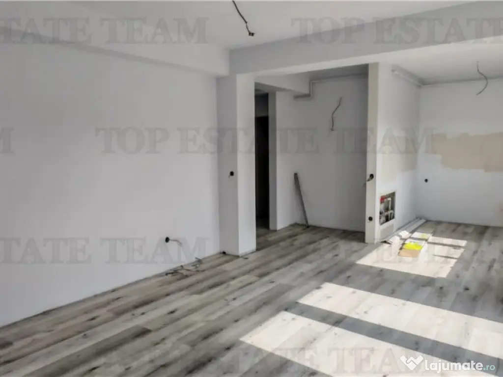 Apartament 2 camere si curte proprie de 80mp, in vila, cu to 