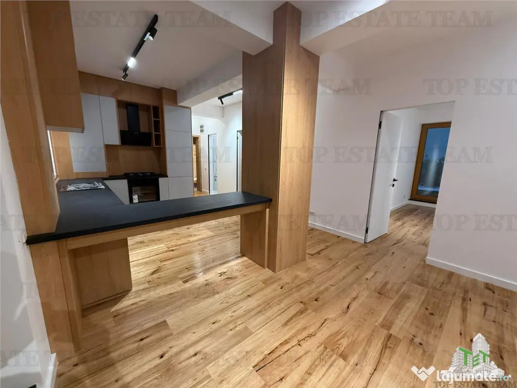 Apartament de 3 camere si curte proprie de 70 mp, bloc bouti 