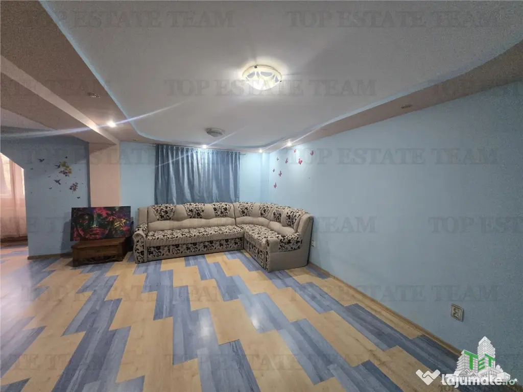 Apartament 3 camere foarte spatios 