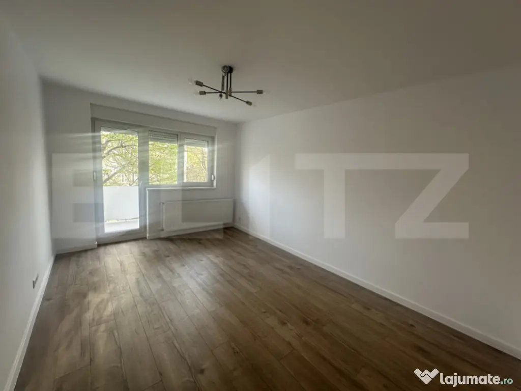 Apartament cu 3 camere, 67 mp, zona Careiului 