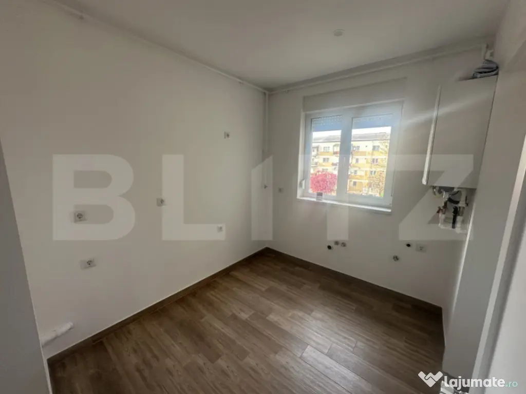 Apartament cu 3 camere, 67 mp, zona Careiului 