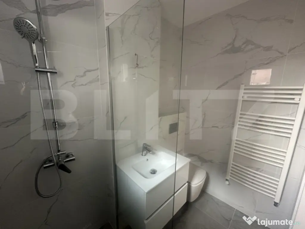 Apartament cu 3 camere, 67 mp, zona Careiului 