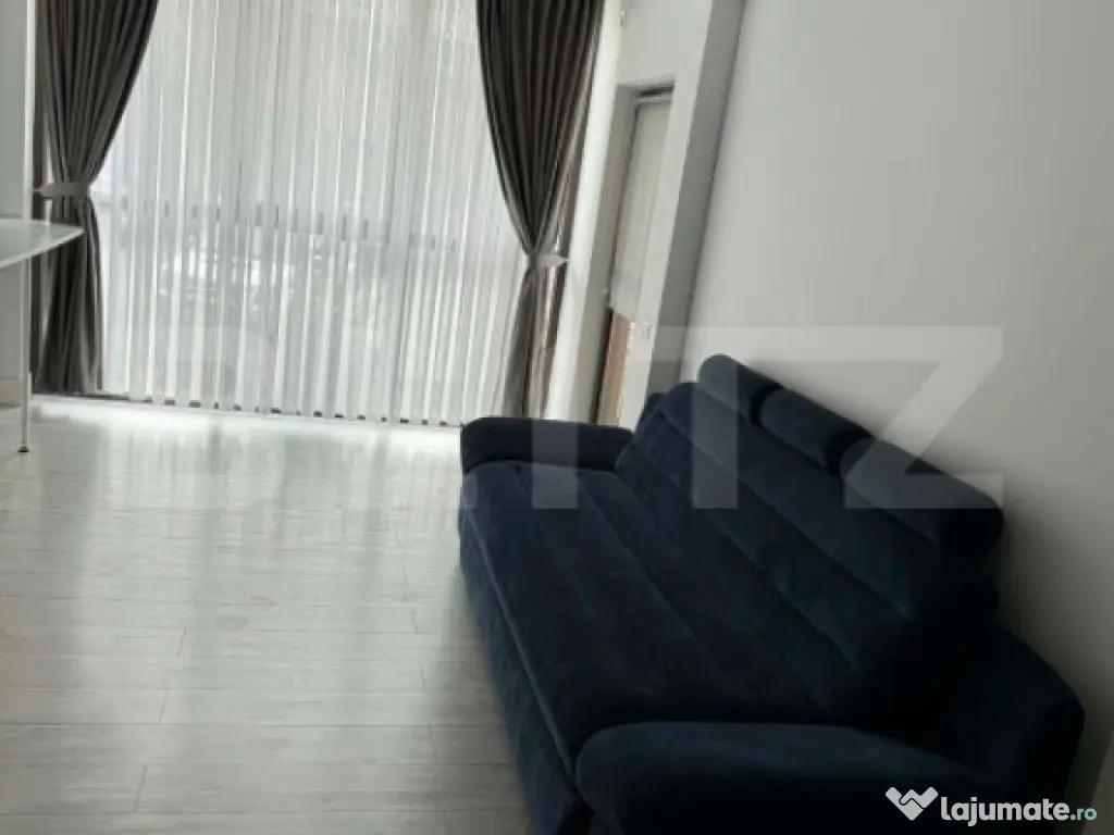 Apartament cu 3 camere, bloc nou, decomandat, zona Centrala 