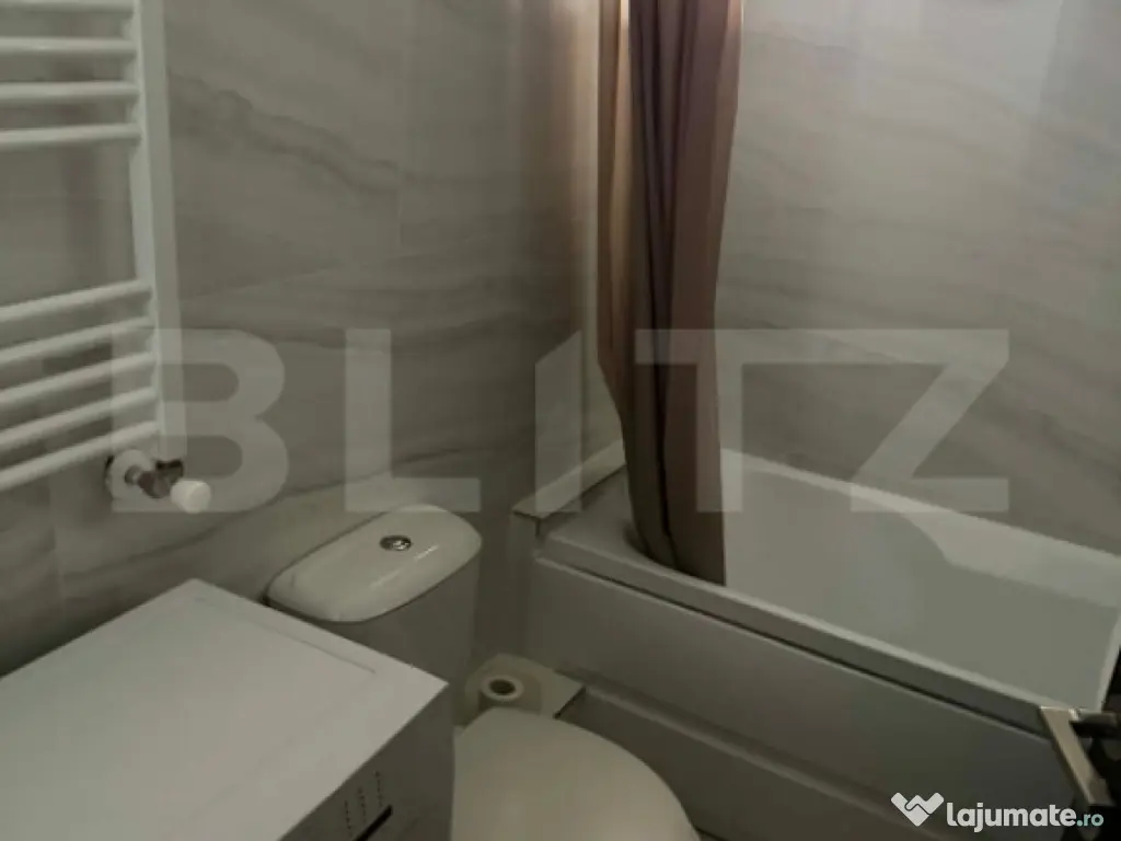 Apartament cu 3 camere, bloc nou, decomandat, zona Centrala 