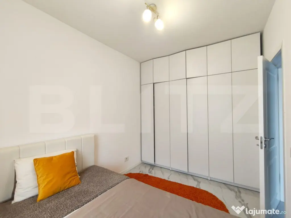 Apartament 2 camere Prima Universitatii, etaj 2, balcon, par 