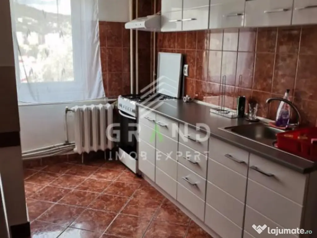 2 CAMERE DECOMANDAT | BALCON | MĂNĂȘTUR / ALEEA BRATEȘ 