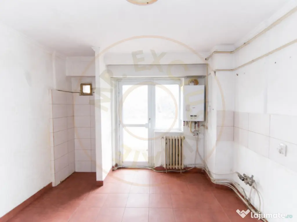 2 camere Centru Pitesti | etaj 1 | Parcul Finante| balcon sp