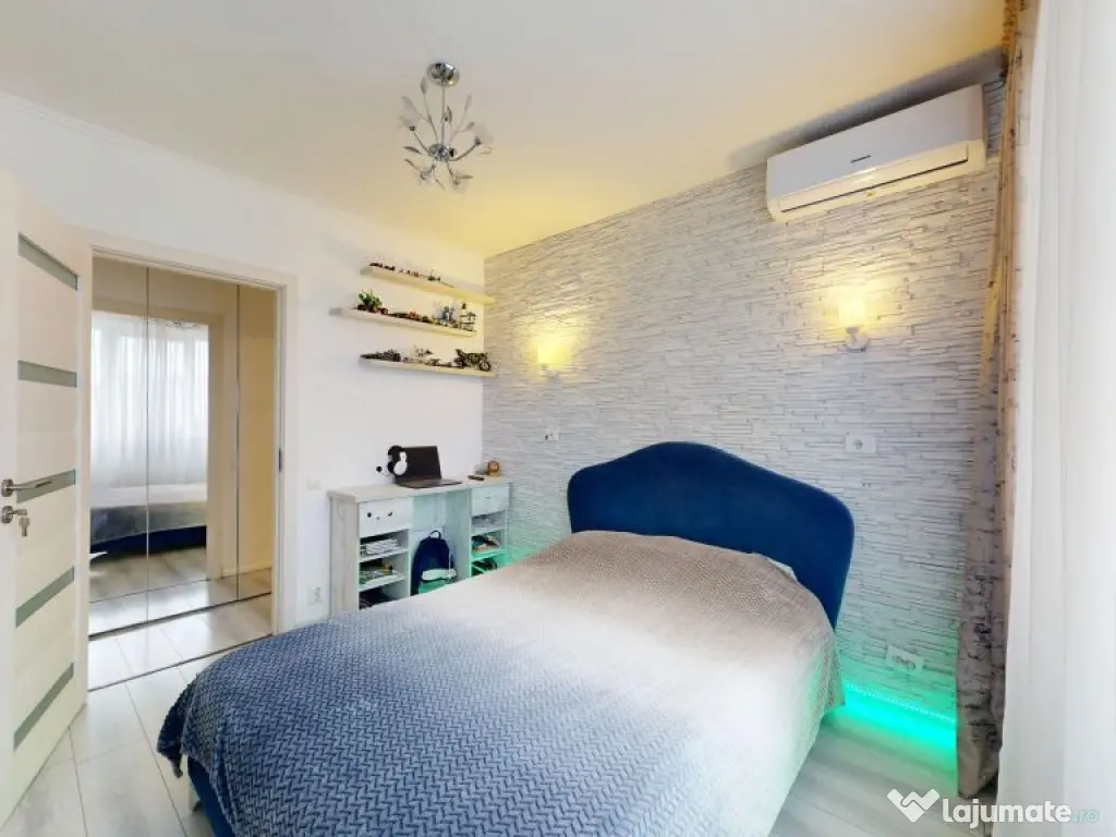 Apartament 4 camere superb Plaza