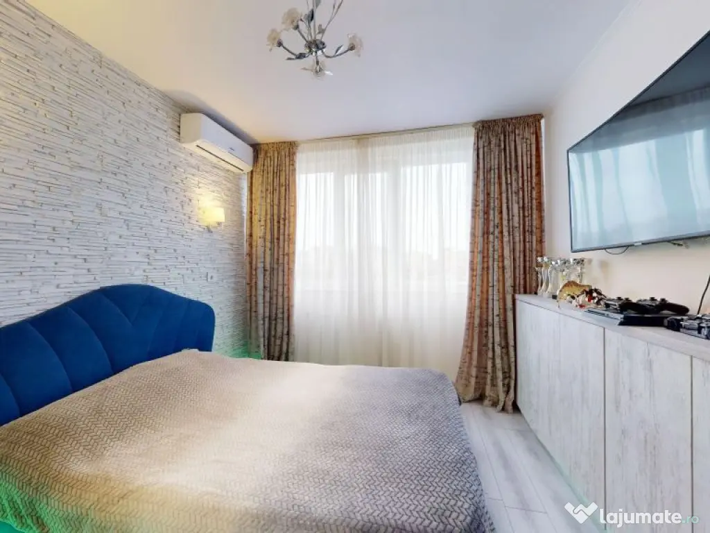 Apartament 4 camere superb Plaza