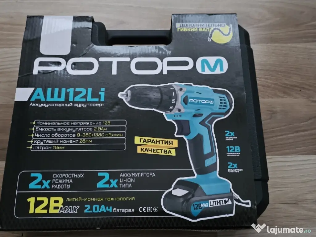 Vând apartament cu trei camere în Gherla 