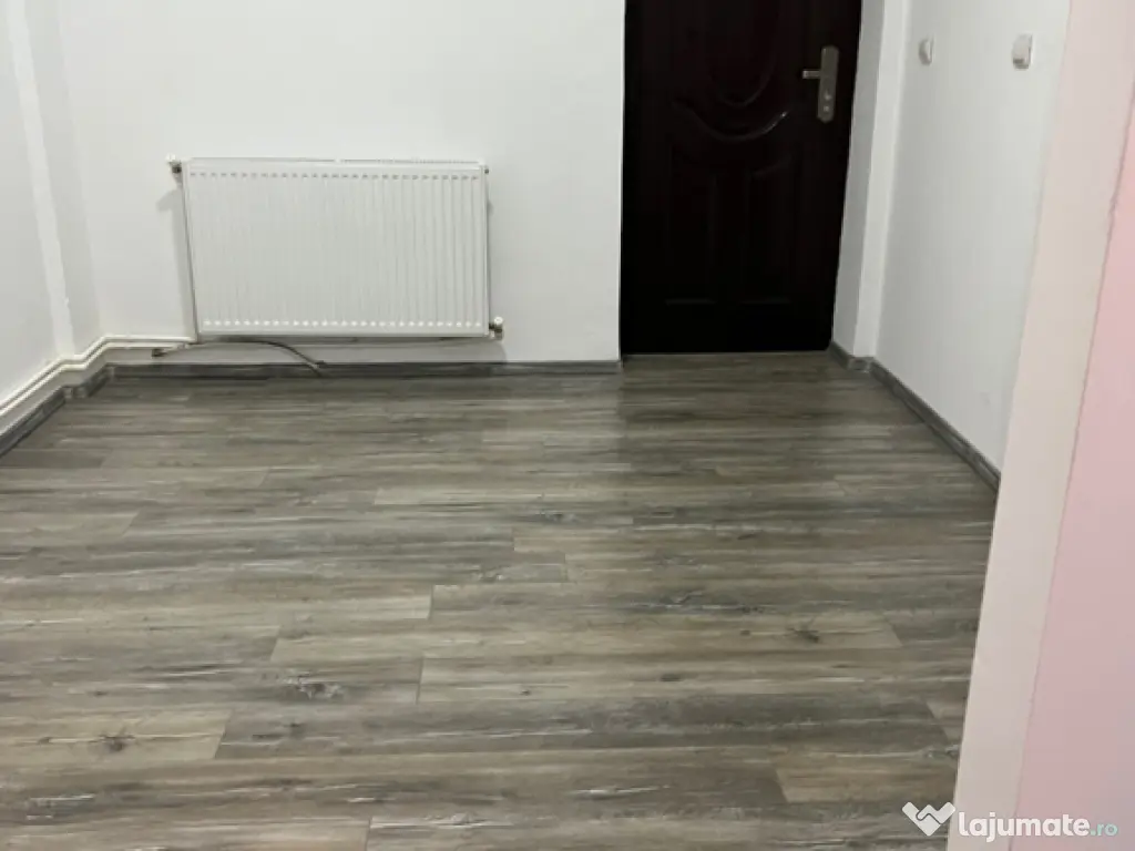 Garsoniera de inchiriat 