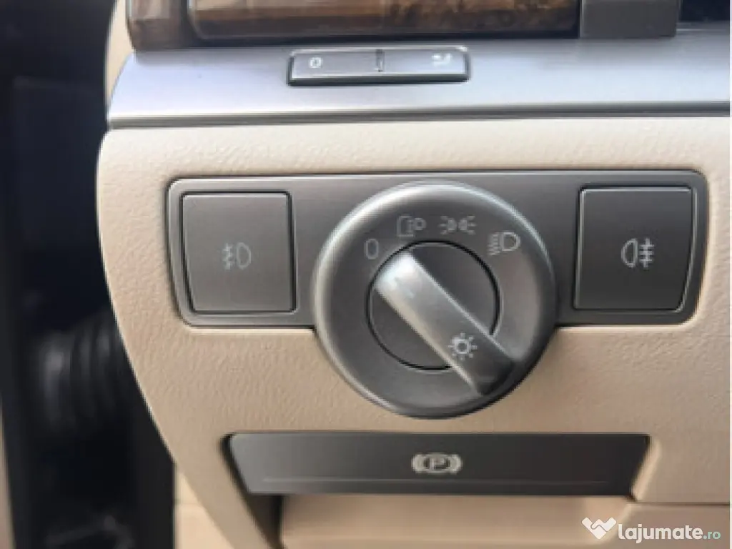 Volkswagen phaeton 2011 