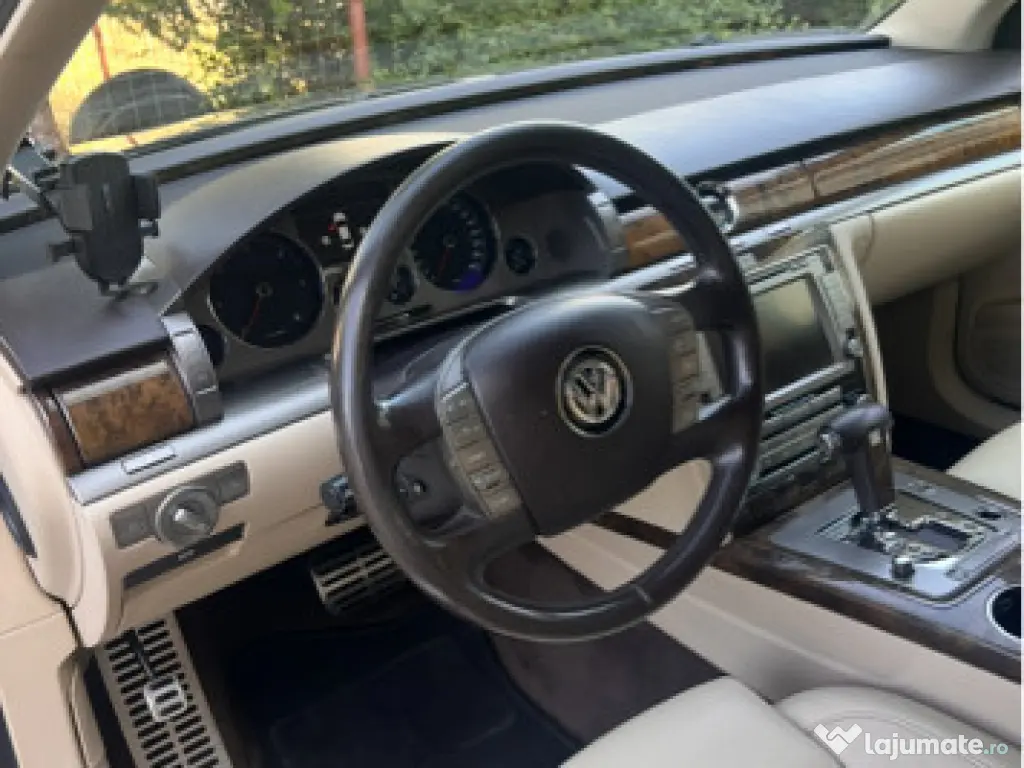 Volkswagen phaeton 2011 