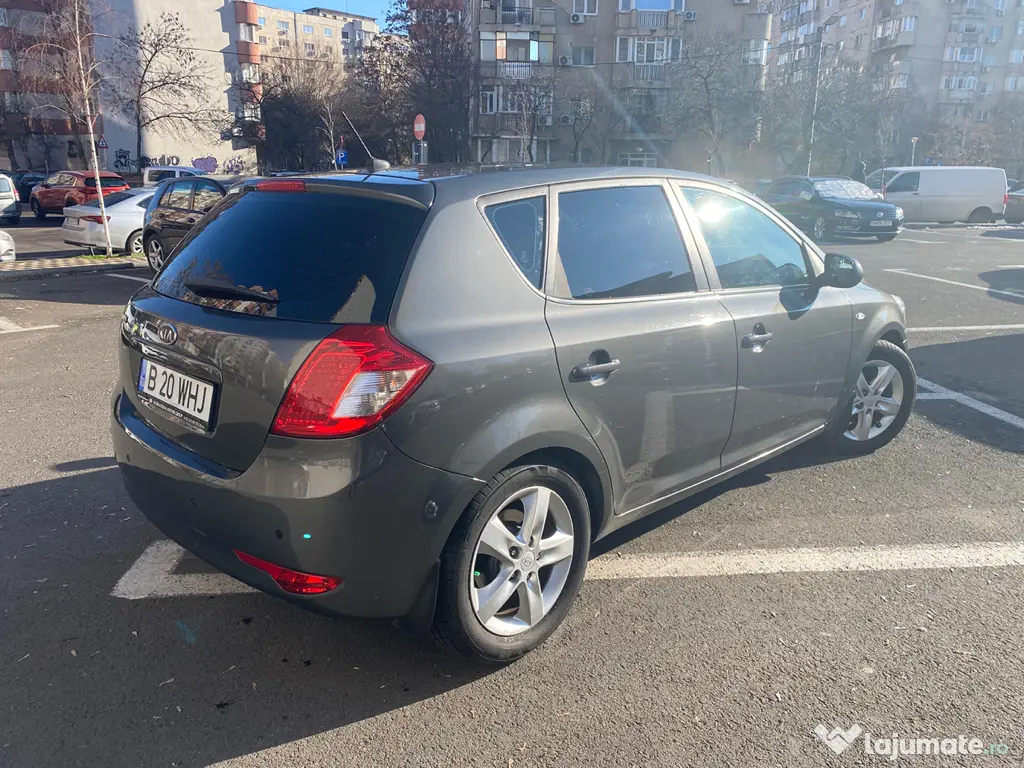 Kia Ceed 2010 1,6 Benzina