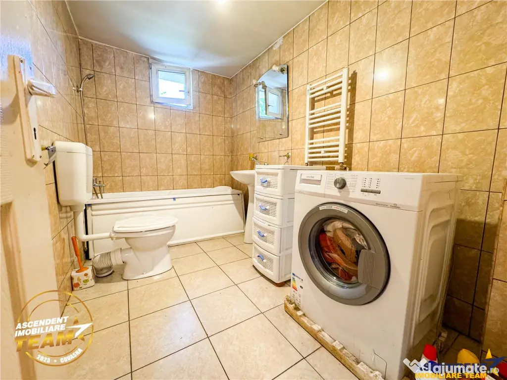 FILM Tur 3D! Casa cu gradina, pomi fructiferi, fantana, Zago 