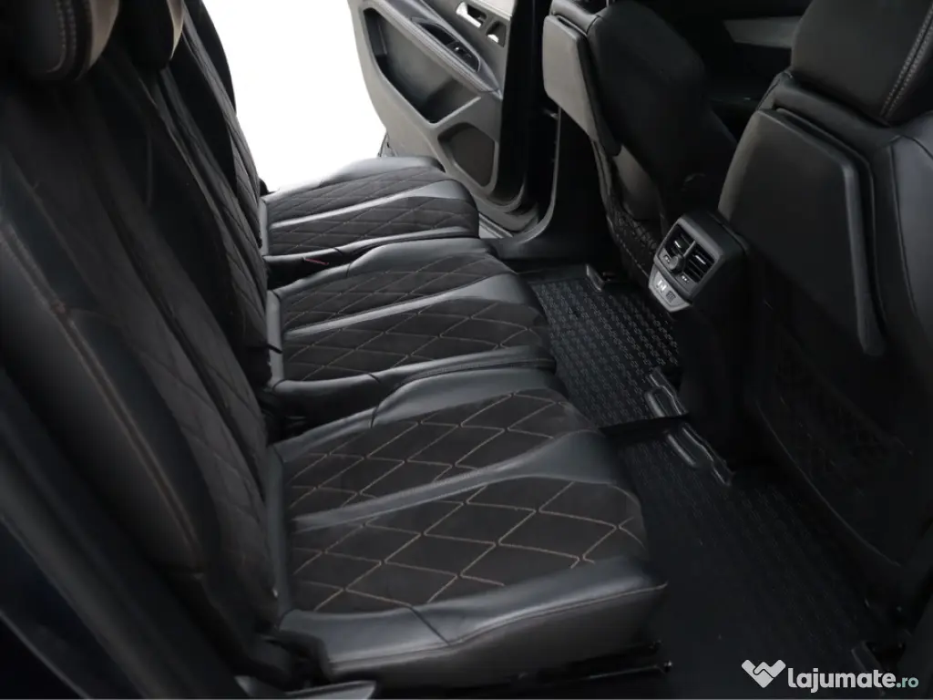 Peugeot 5008 GTI, 7 locuri 