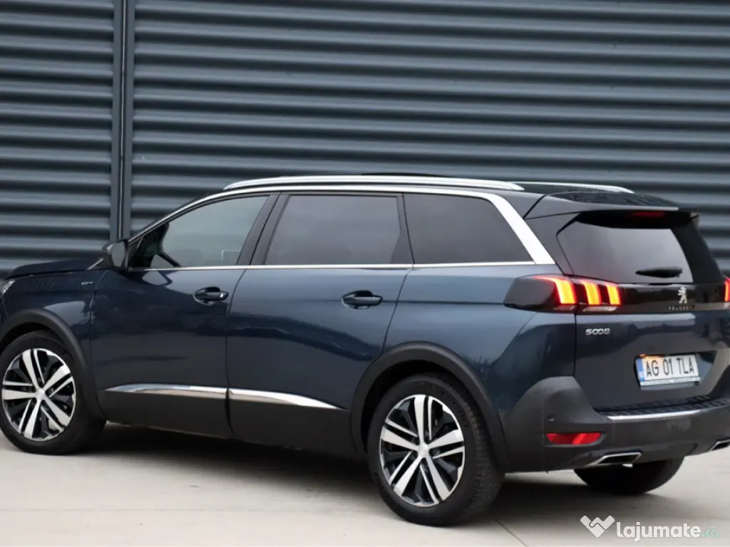 Peugeot 5008 GTI, 7 locuri 