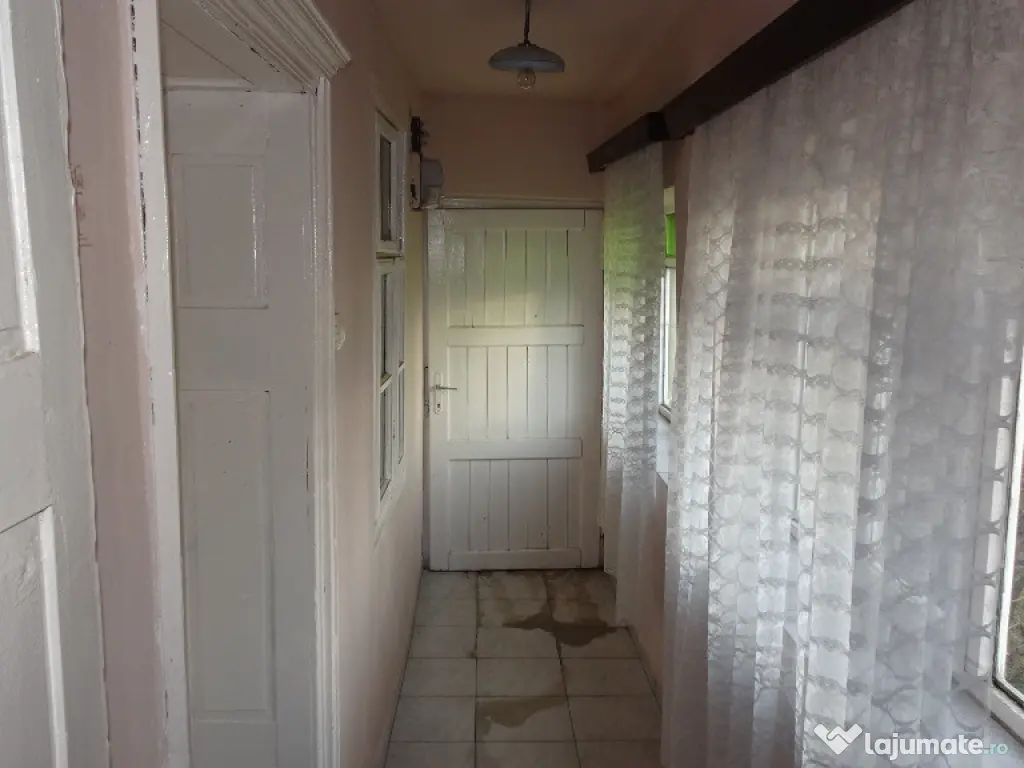 Casa curte si gradina in Branisca (la 15 Km de Deva)