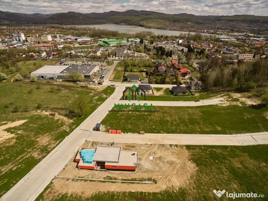 Teren intravilan - Calea Lui Traian - Zona Cetatuia