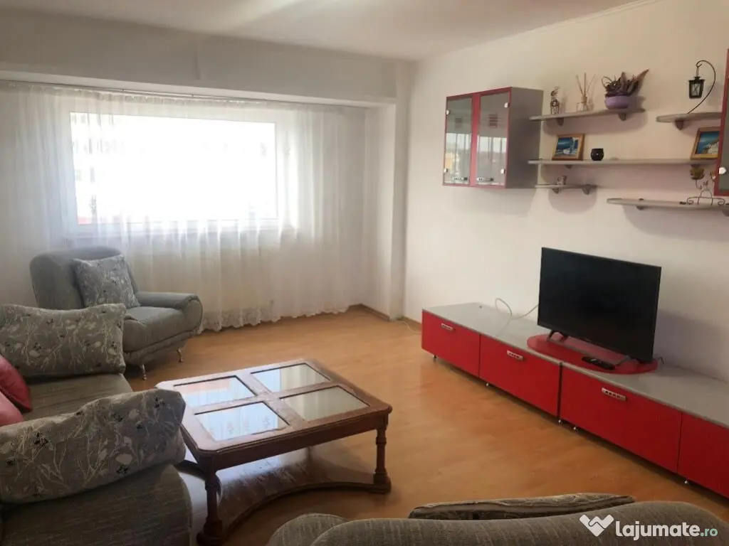 Apartament 3 camere ultracentral,mobilat si utilat, 550 euro 