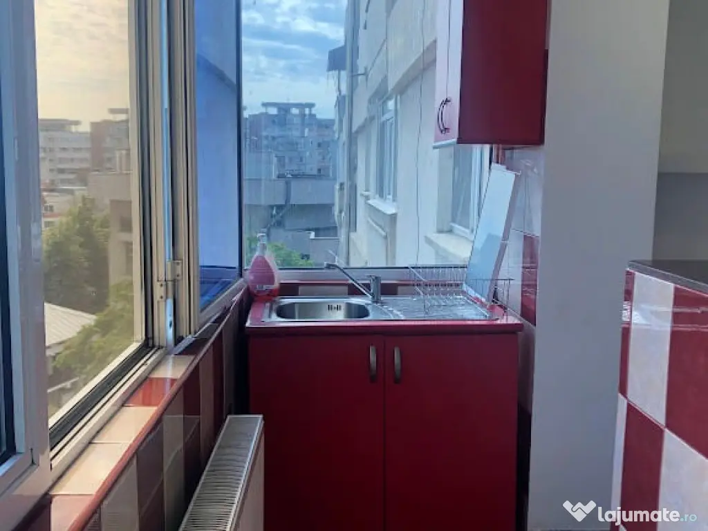 Apartament 3 camere ultracentral,mobilat si utilat, 550 euro 