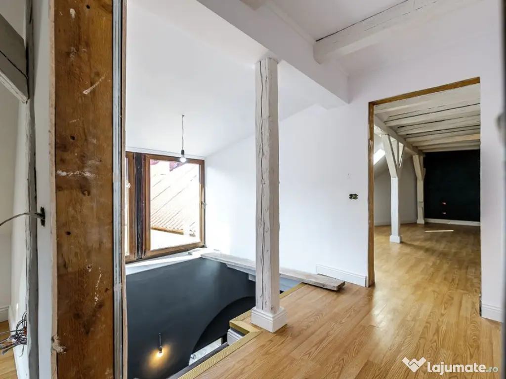 Apartament ultracentral cu 3 camere 