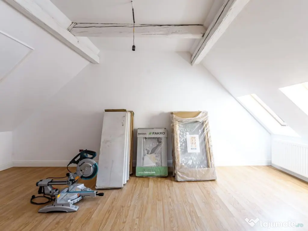 Apartament ultracentral cu 3 camere 