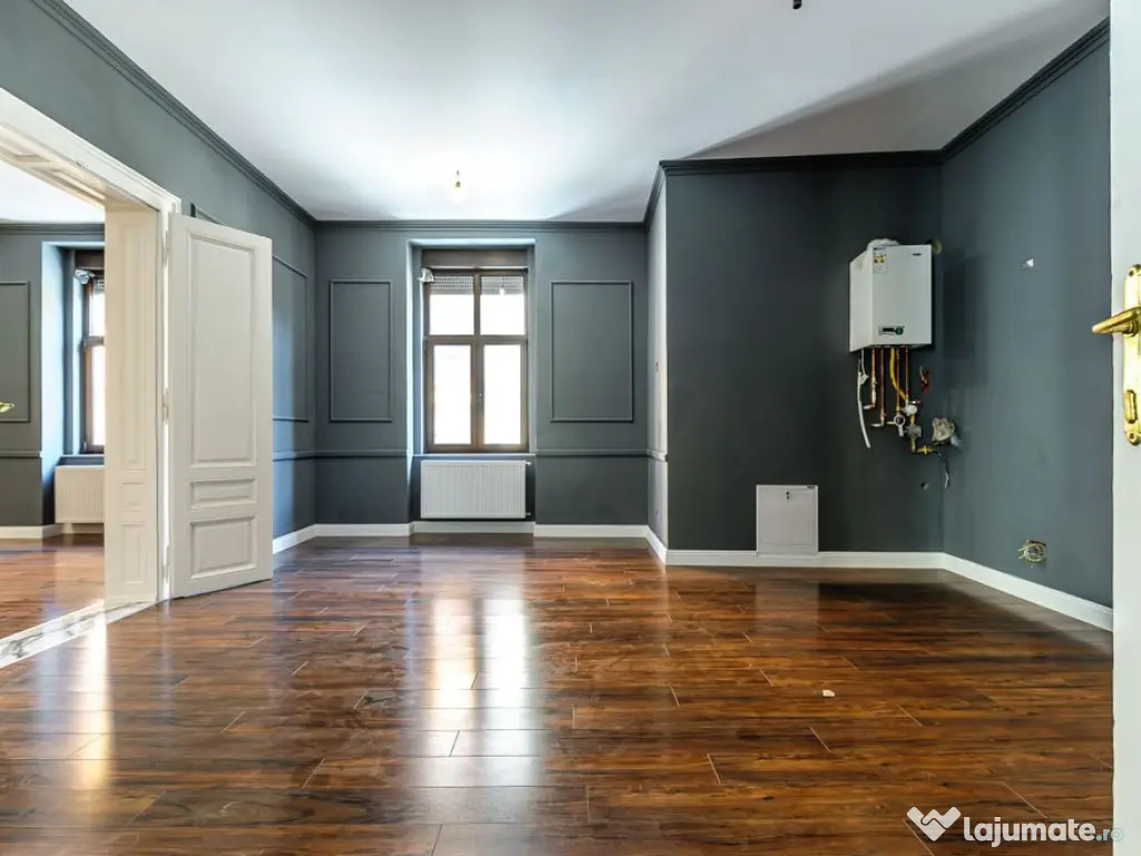 Apartament ultracentral cu 3 camere 