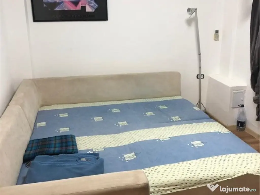 Apartament o camera zona Punctele Cardinale