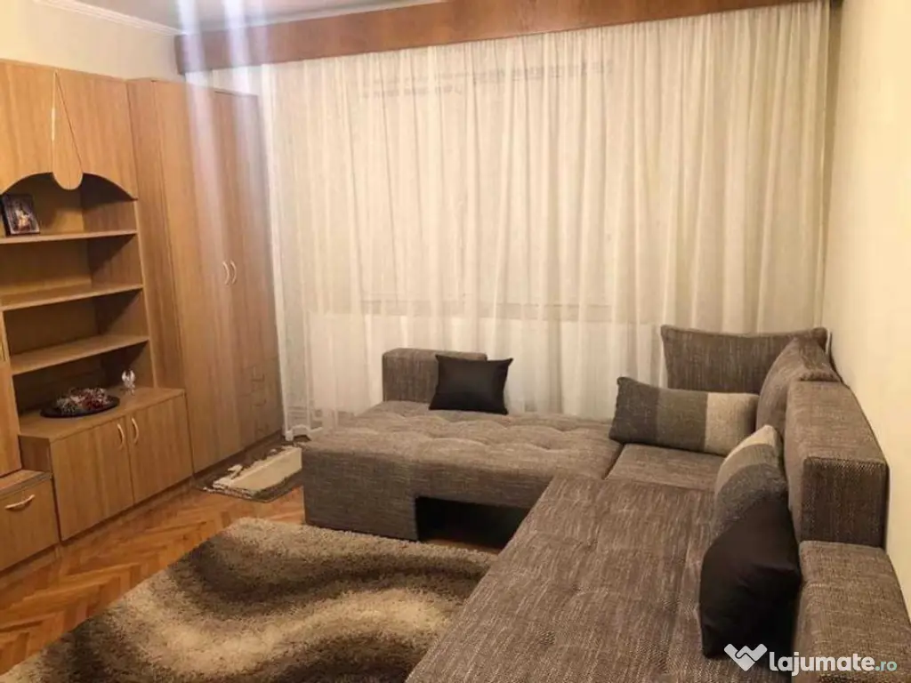 Apartament o camera zona Circumvalatiunii