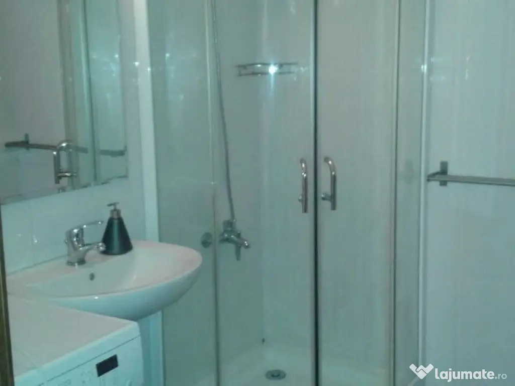 Apartament cu 1 camera decomandat Take Ionescu 