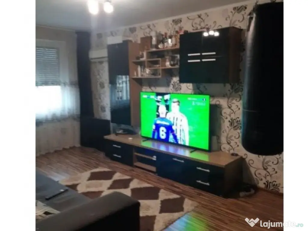 Apartament 3 camere Aparatorii Patriei