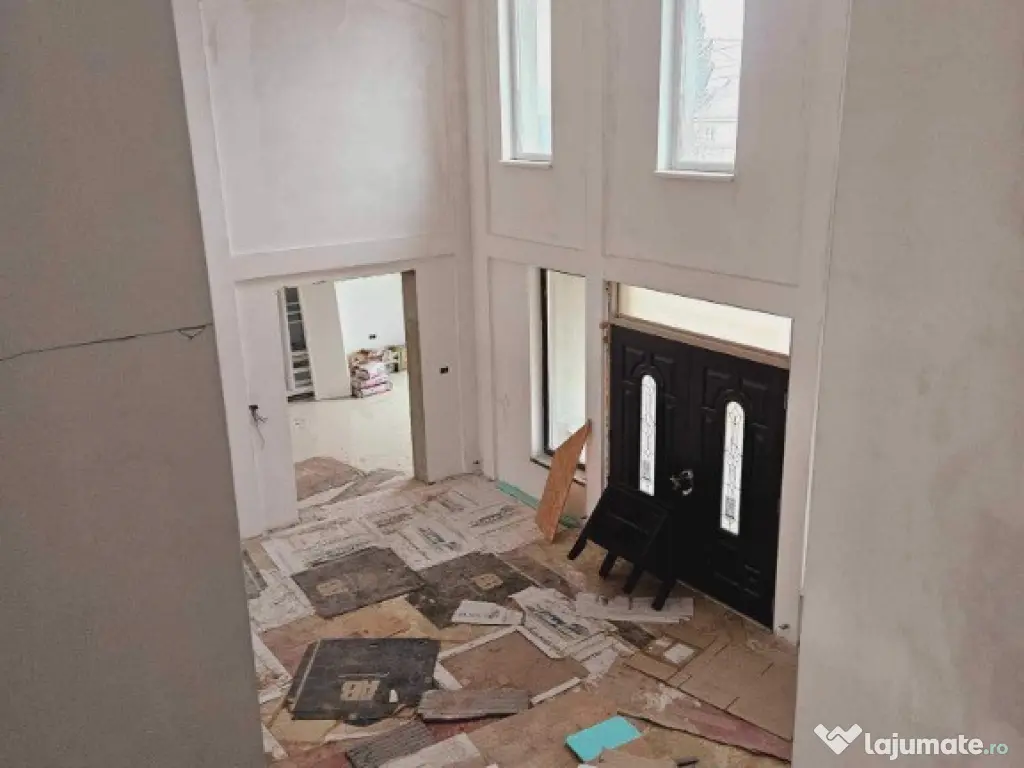 Cladire pentru investitie situata in apropierea viitoarei autostraziA7 