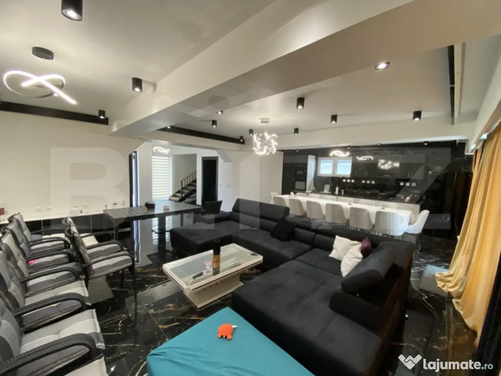 Casa de vanzare, mobilata si utilata, 4 camere in zona Dumbr