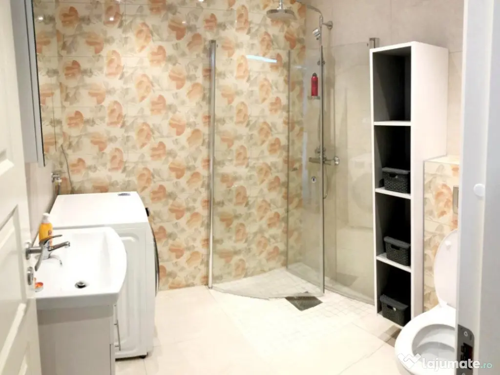 Apartament cu 2 dormitoare, gradina, bucatarie cu dining par