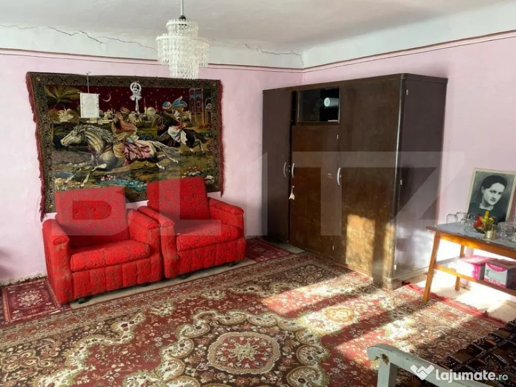 Casa batraneasca, 249mp, oras Siret