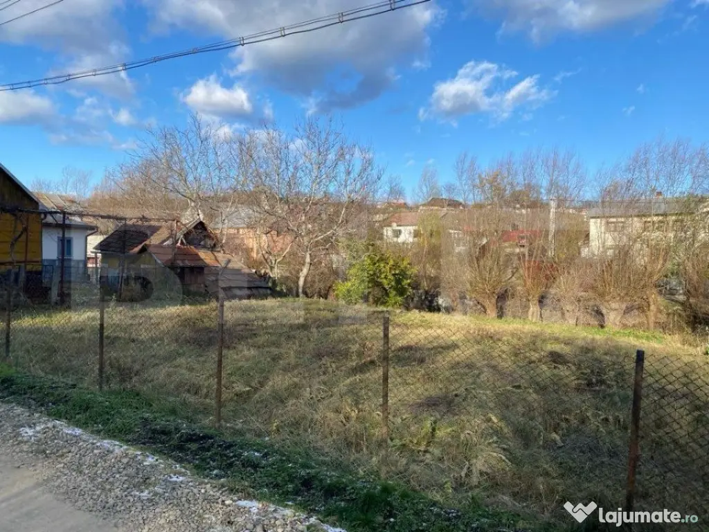 Casa batraneasca, 249mp, oras Siret