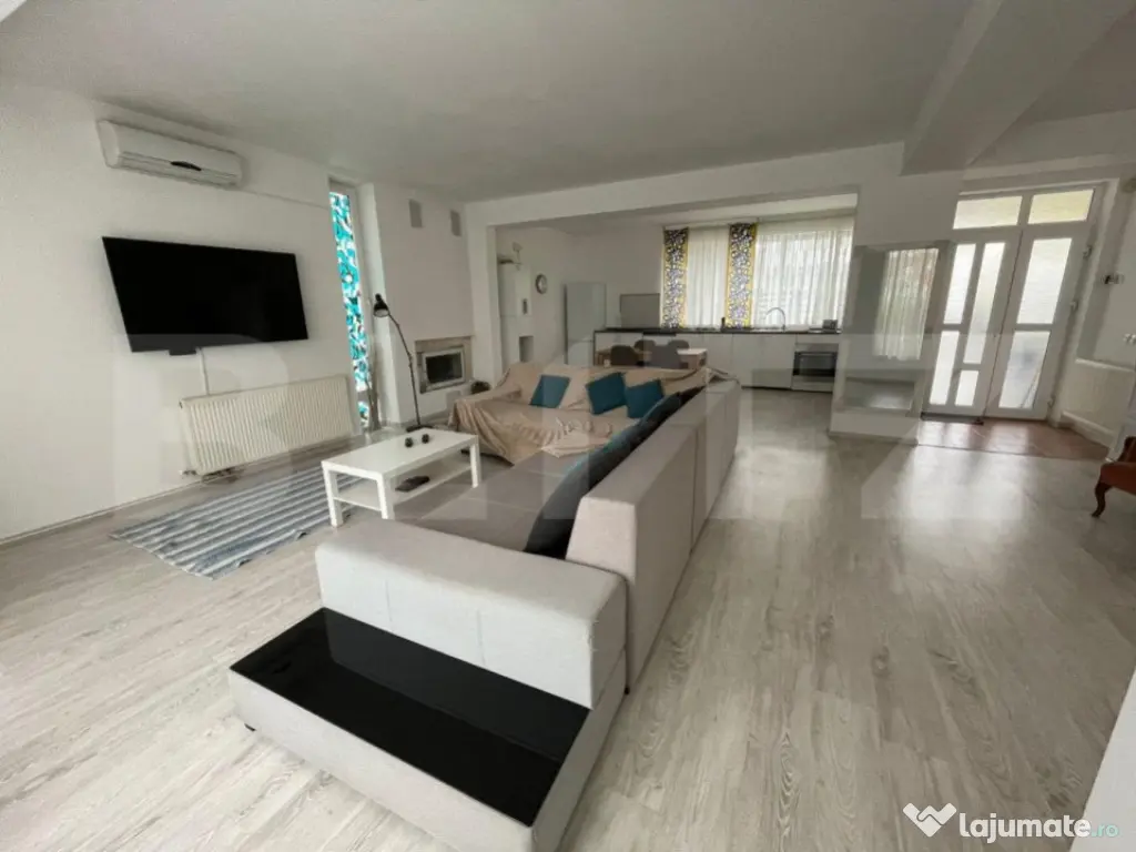 Apartament 3 camere 160mp+curte 300mp, AC, centrala termica,