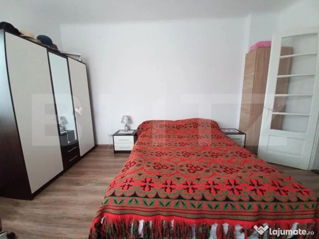 Apartament in vila, 4 camere, 87 mp, teren 80 mp, ultracentr