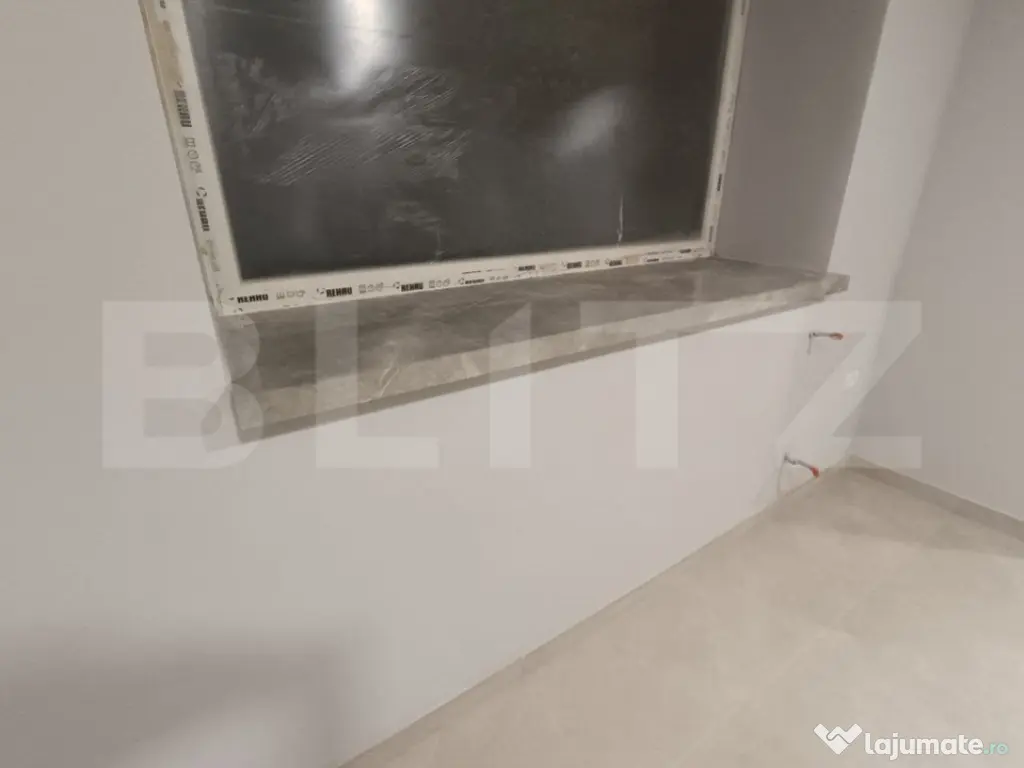 1 casă 160mp + 1 casă 110mp + garaj, pe teren 9ari, 2 căi