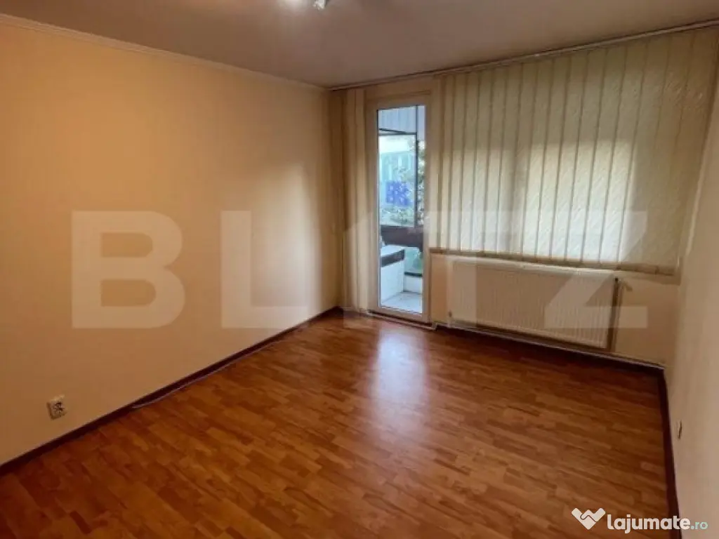 Apartament de vanzare , 40 mp , Zona Carpati I