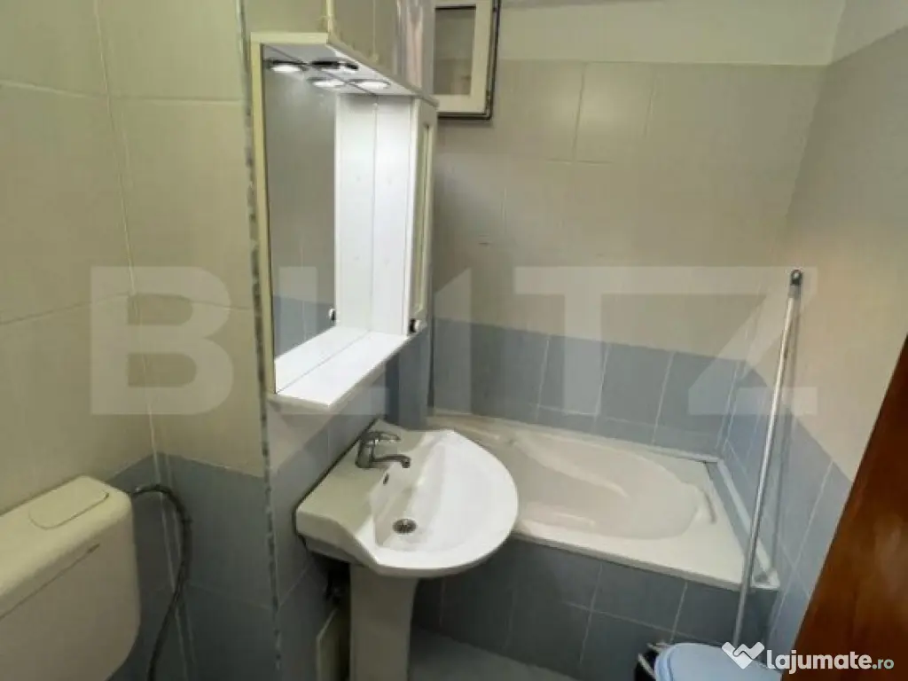 Apartament de vanzare , 40 mp , Zona Carpati I